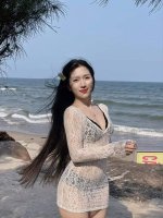 Hotgirl Tiktok Dinie Lê mặc Bikini gợi cảm
